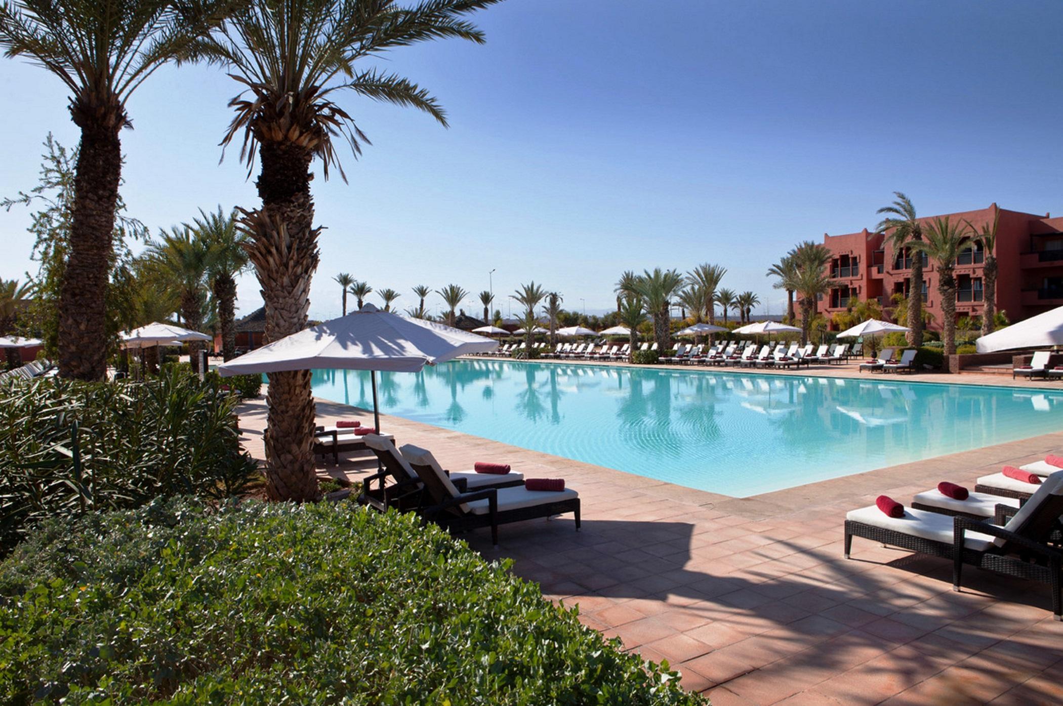 Kenzi Menara Palace & Resort Марракеш Удобства фото The swimming pool at the hotel