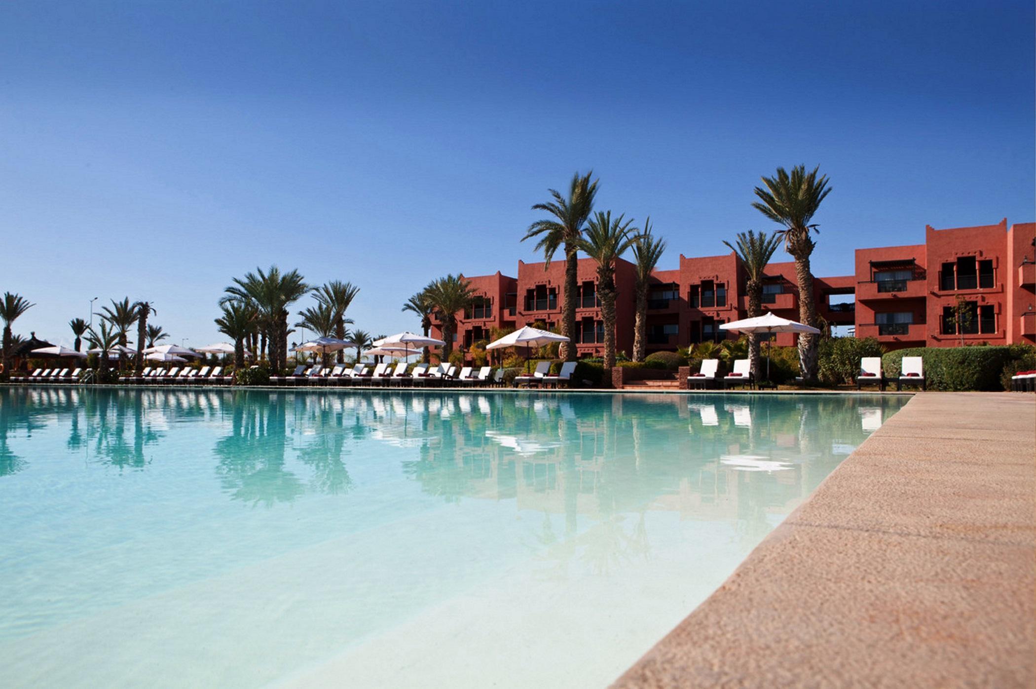 Kenzi Menara Palace & Resort Марракеш Удобства фото The swimming pool at the hotel
