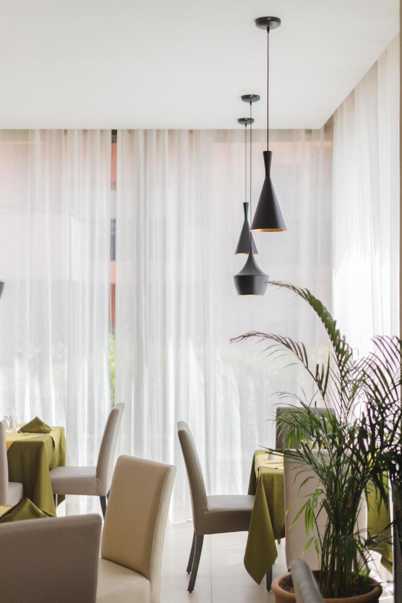 Kenzi Menara Palace & Resort Марракеш Экстерьер фото Semiconducting curtains